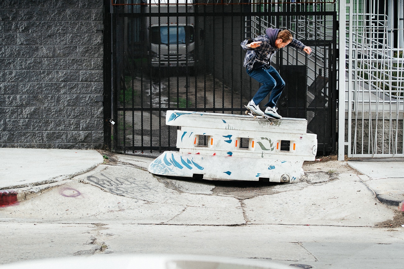 vans-the-new-ave-pro-2019-irregularskatemag